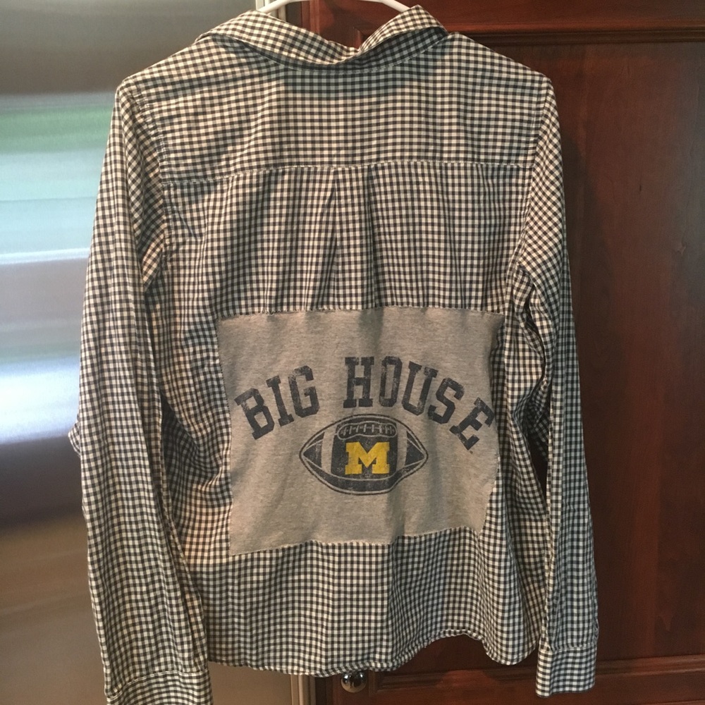 Michigan football flannel! - Picture 2 of 4